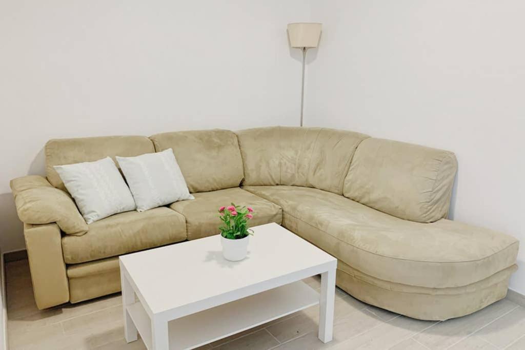 Ladyma Sorrento Apartment Luaran gambar