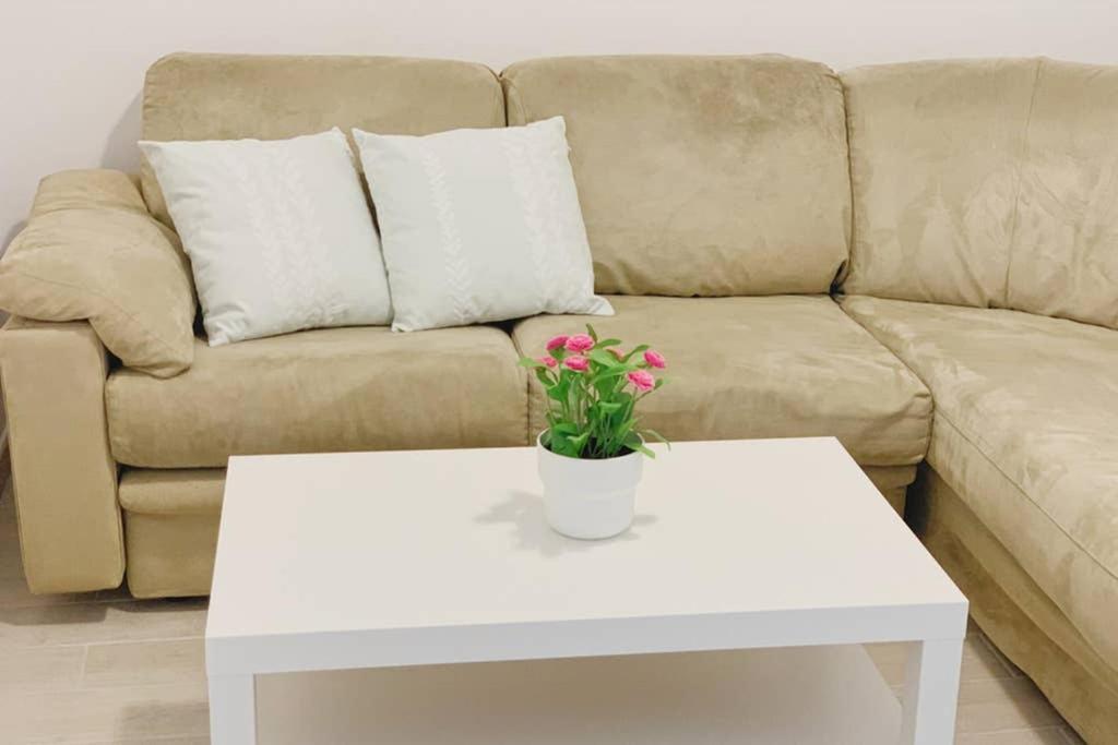 Ladyma Sorrento Apartment Luaran gambar