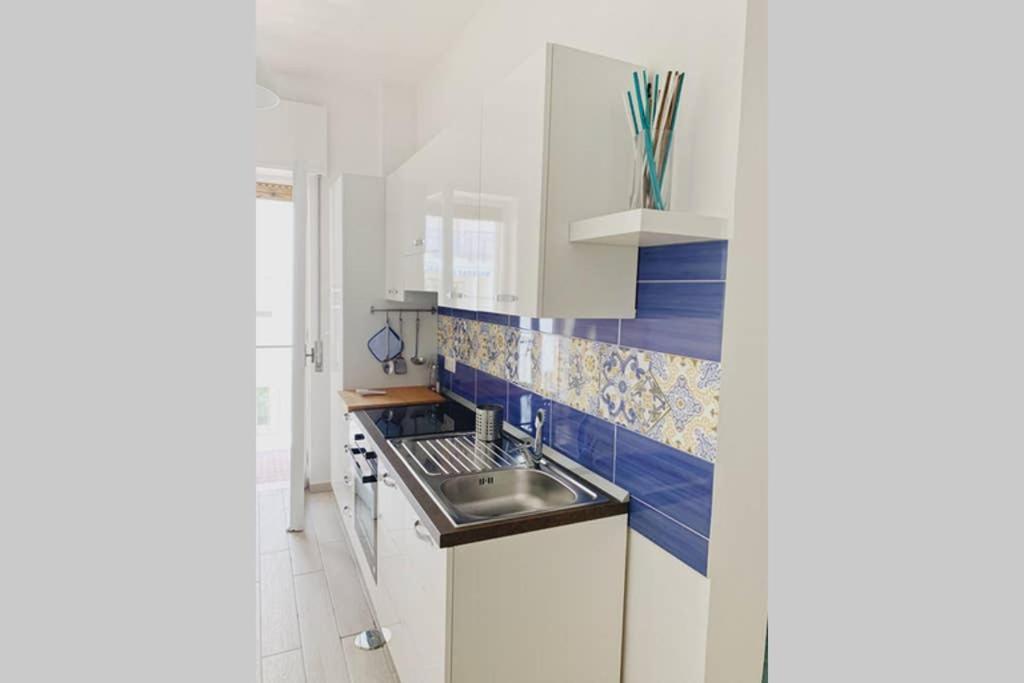 Ladyma Sorrento Apartment Luaran gambar