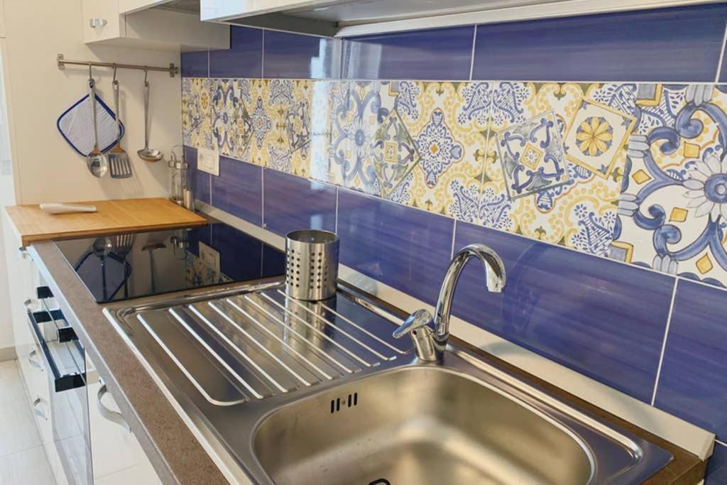 Ladyma Sorrento Apartment Luaran gambar